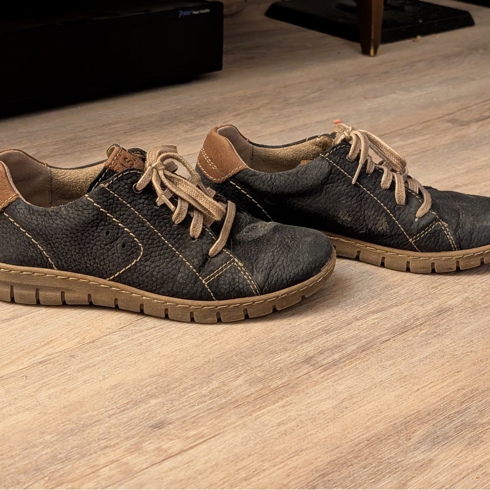 Josef Seibel Navy and Brown Sneakers
